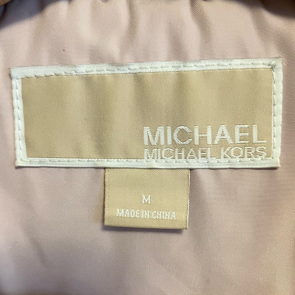 Michael Kors Dusty Pale Pink Raincoat Jacket Windbreaker. Size medium. - Picture 3 of 12